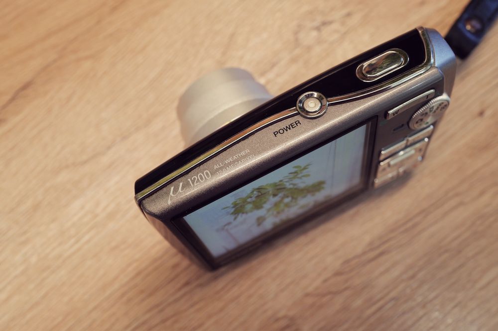 Aparat foto Olympus U1200 de 12Mp camera compacta ideala instagram