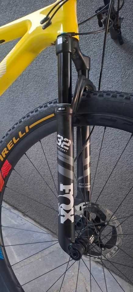 Карбонов велосипед BXT 29" М размер