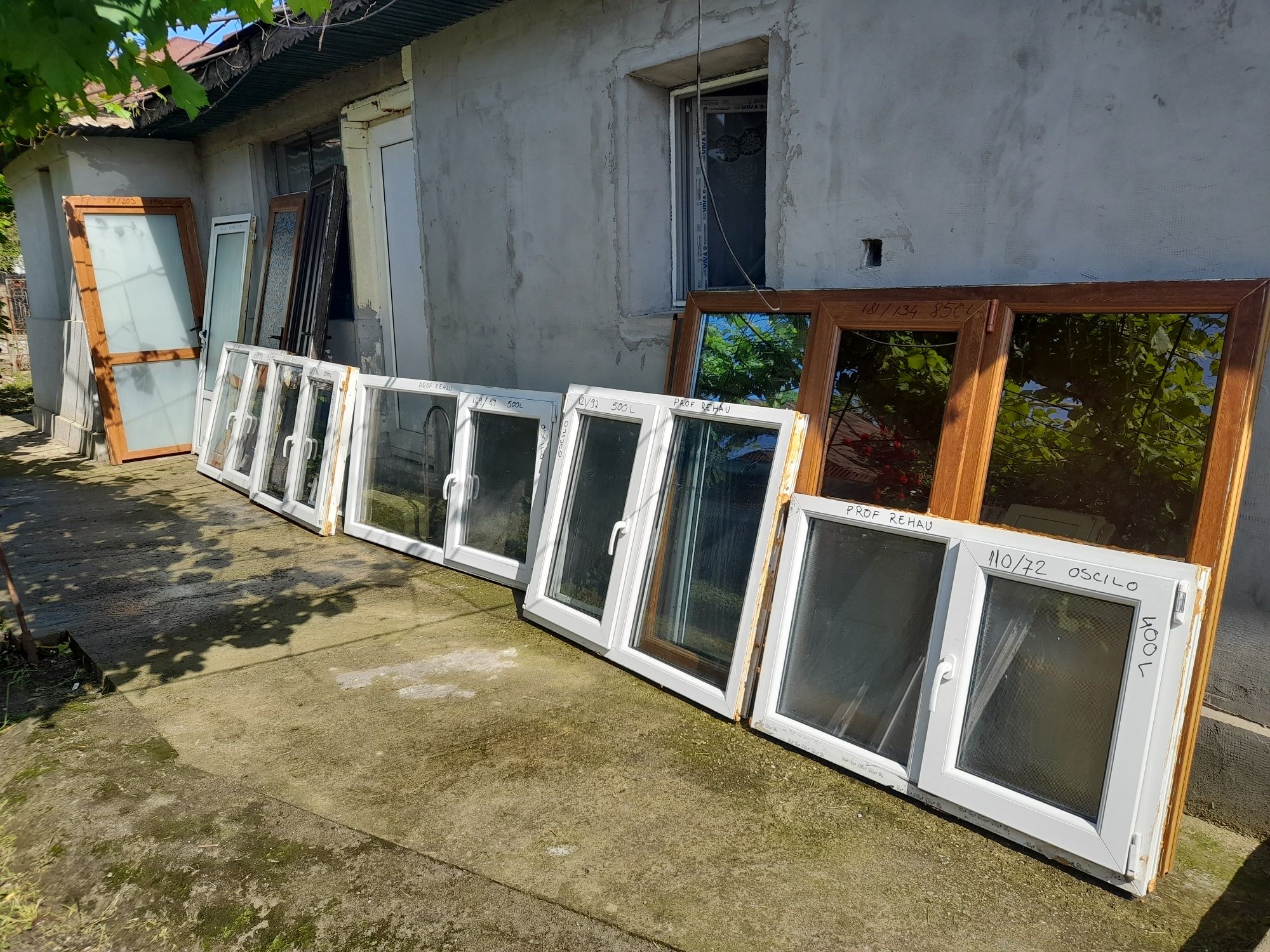 Usi  si geamuri de pvc ,intrare,baie ,pivnite,dependinte,metalice din