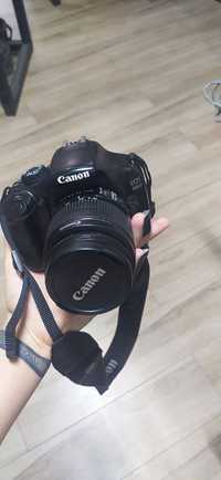 Продам Фотоаппарат Canon EOS 1100D