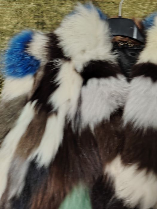 Vând vestă blană de vulpe superbă!