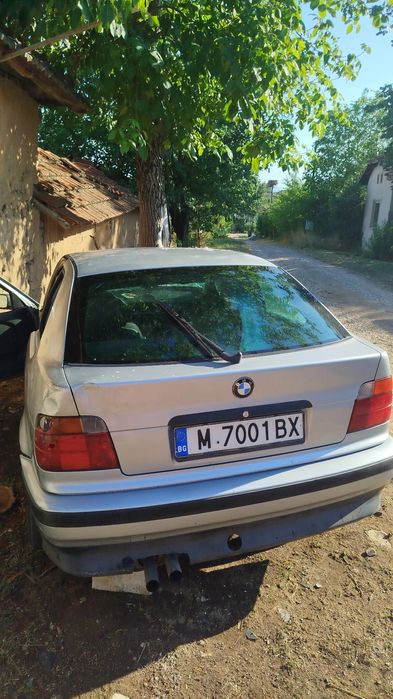 BMW 316 is цяла за части