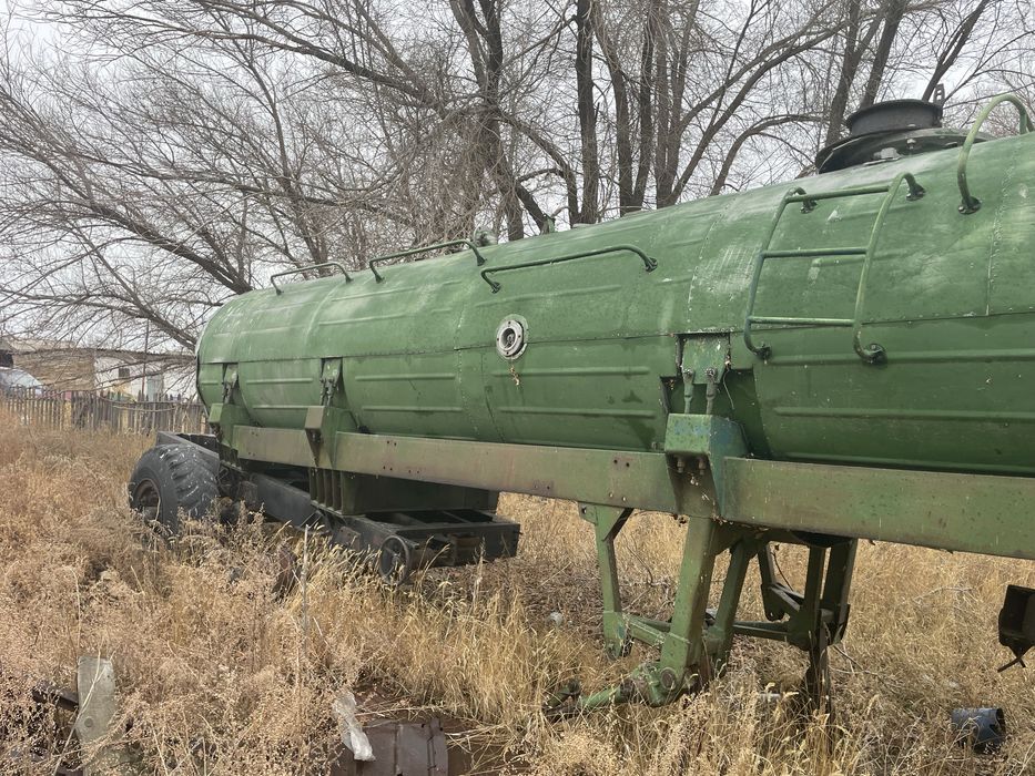 13 кубовый цистерна на двух колесах