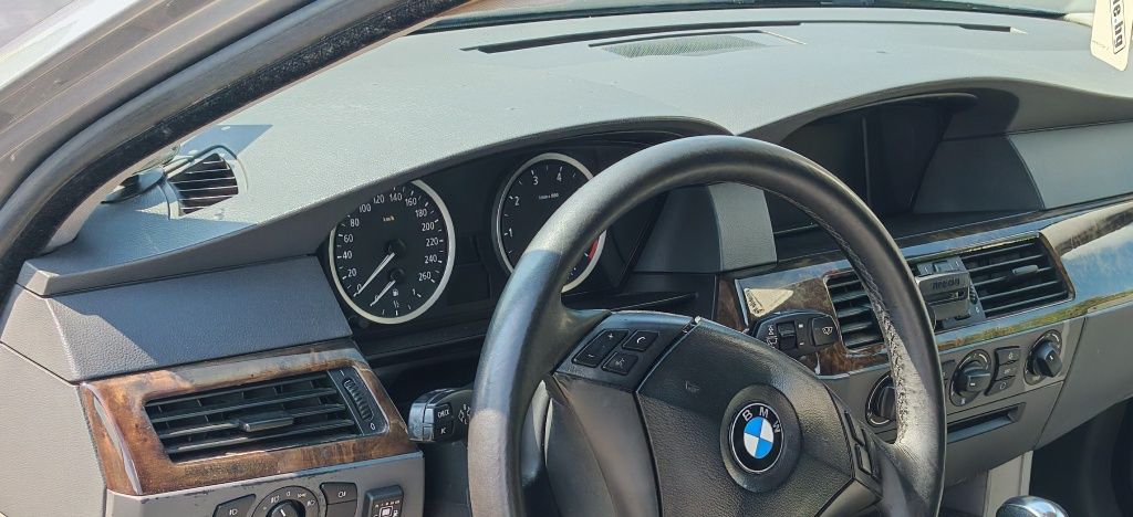 Продавам bmw 520 e60