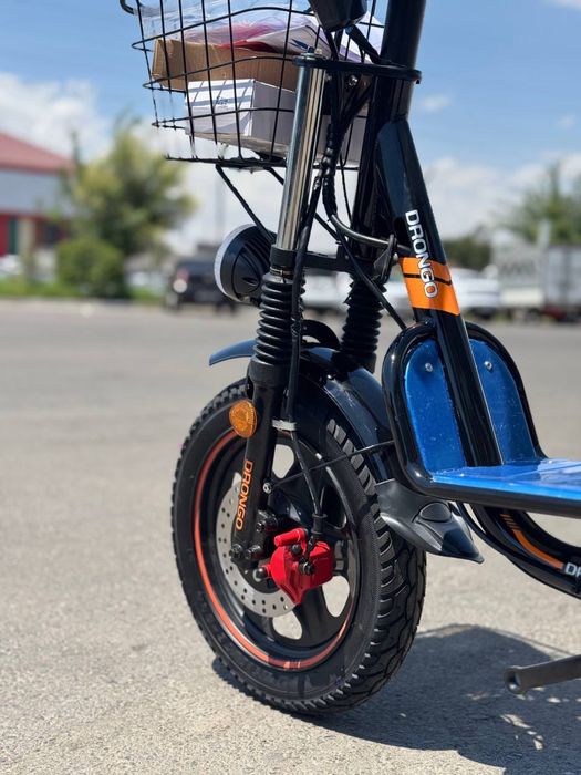 Kuryerlar uchun monstr modeli