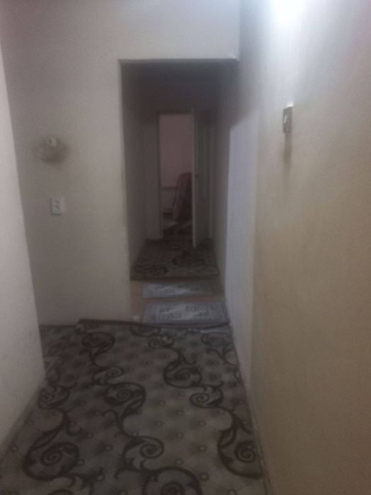 Чирчик шахар 3 микро район 2 х 58 кв/м сотилади Нархи 27.000$ Наличка