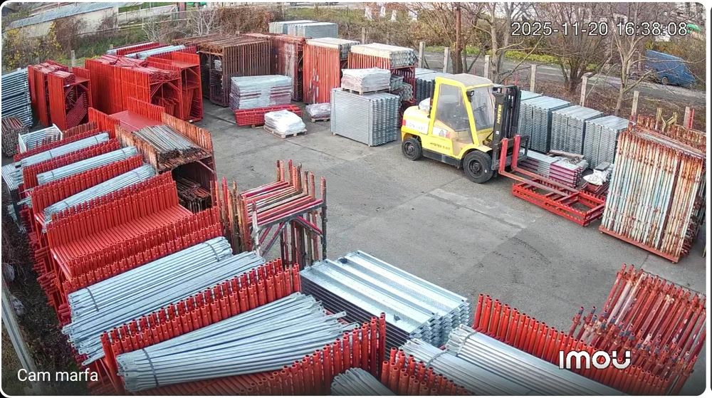 Vanzare schela metalica second cu garduri noi