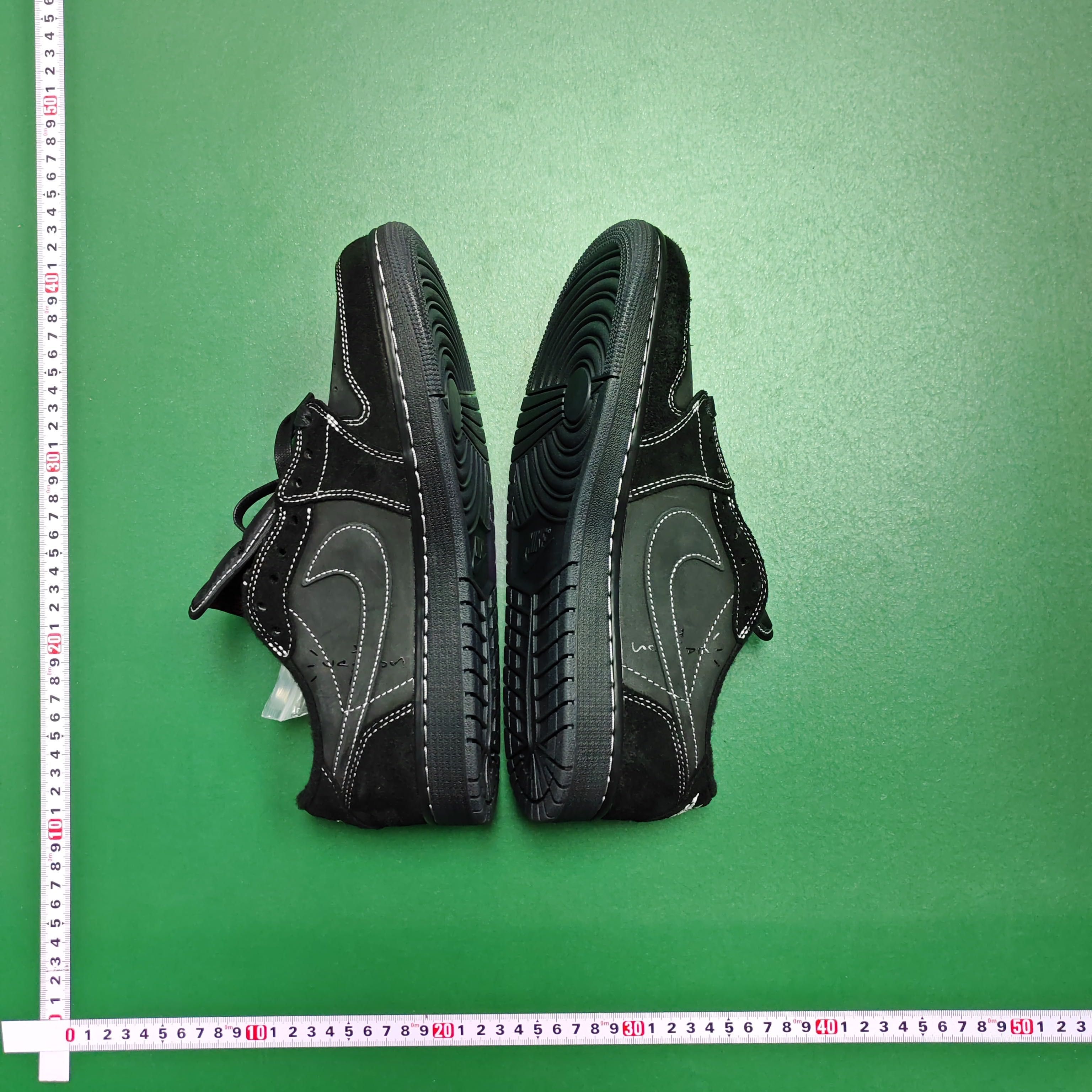Jordan 1 Travis Scott Black Phantom