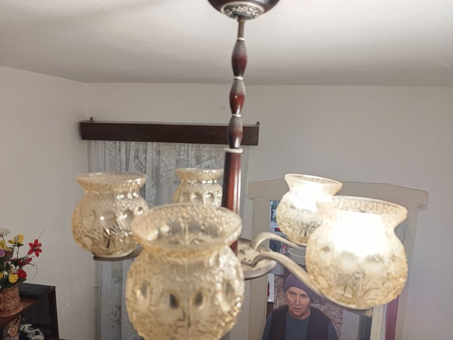 Vând candelabru cu 5 brate