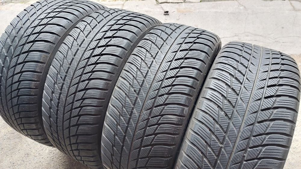 Зимни гуми 225/50/18 95H Bridgestone Blizzak LM 001 RunFlat 4 броя