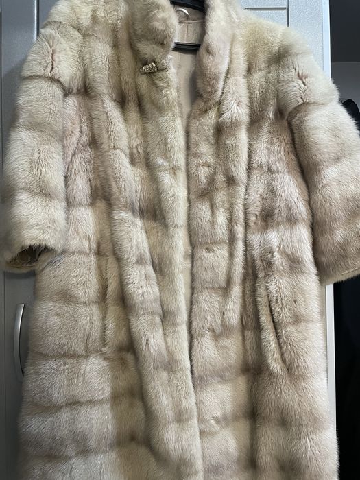 Продам норковую шубу