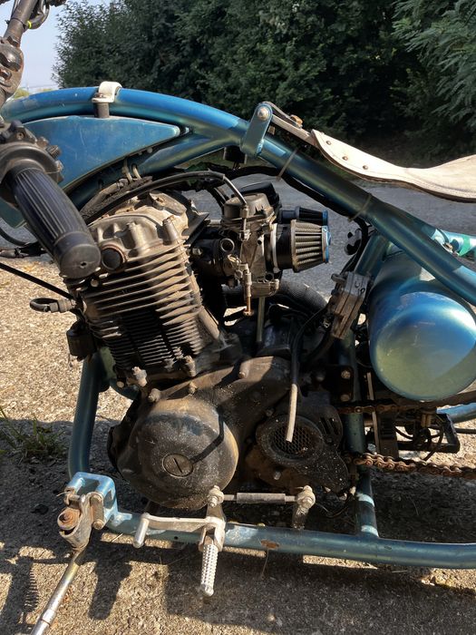 Urgent Custom 750 vand/schimb