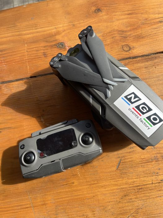 Drona dji mavic 2
