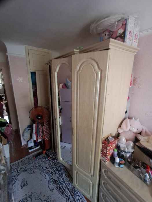 Шкаф плательный 4хдверный белый