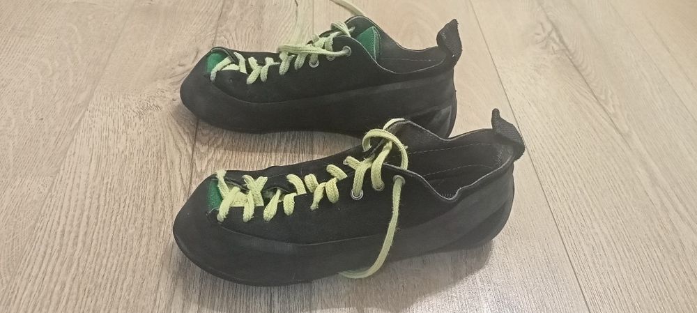 Скальные туфли, скальники