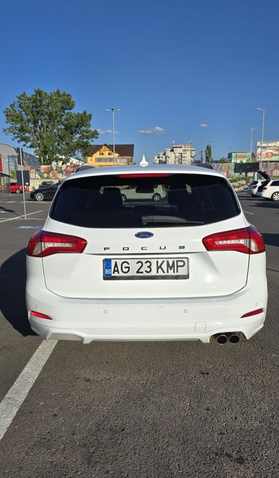 Ford Focus ST line EcoBoost 1L