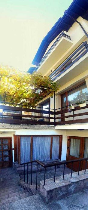 Банско - свободна къща за Нова година - 3 нощ./ 20 места