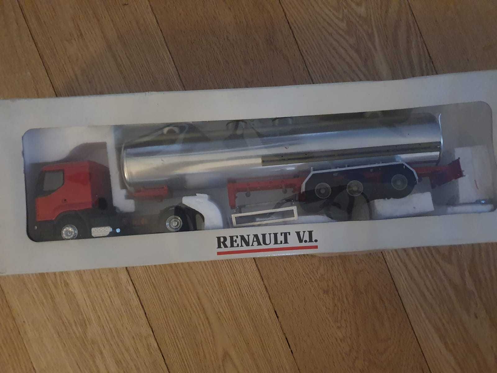 Camion Renault macheta