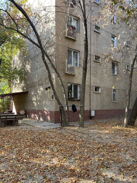 Нежилое коммерческое помещение Новамосковская