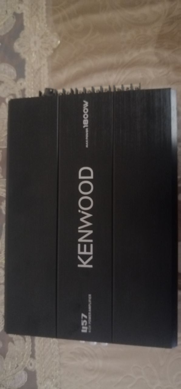 Kenwood usilitel 1800 wats 4 kanallik yangi