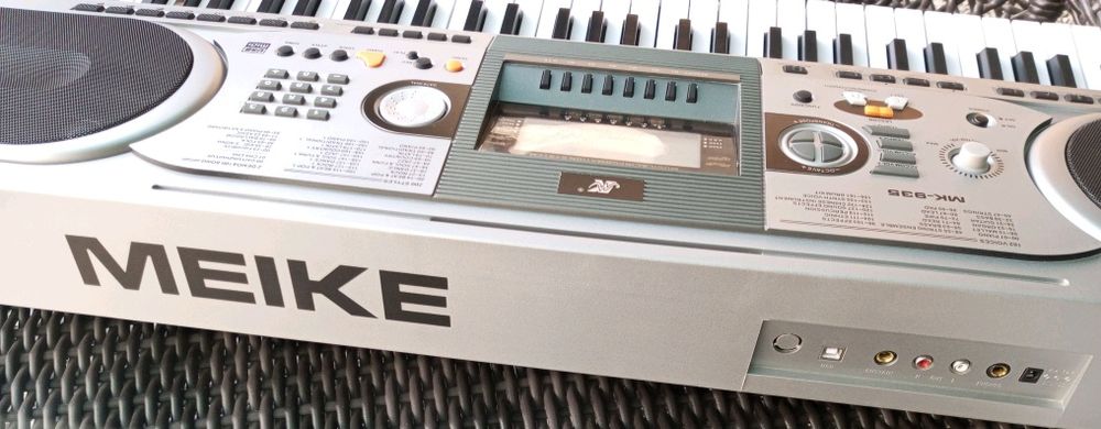 Синтезатор MEIKE MK-935