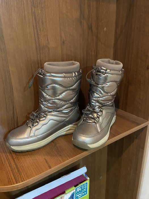 Сапоги на девочку, Зима . фирма “Outventure”