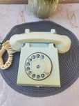 Telefon vechi cu disc funcțional made in Romania