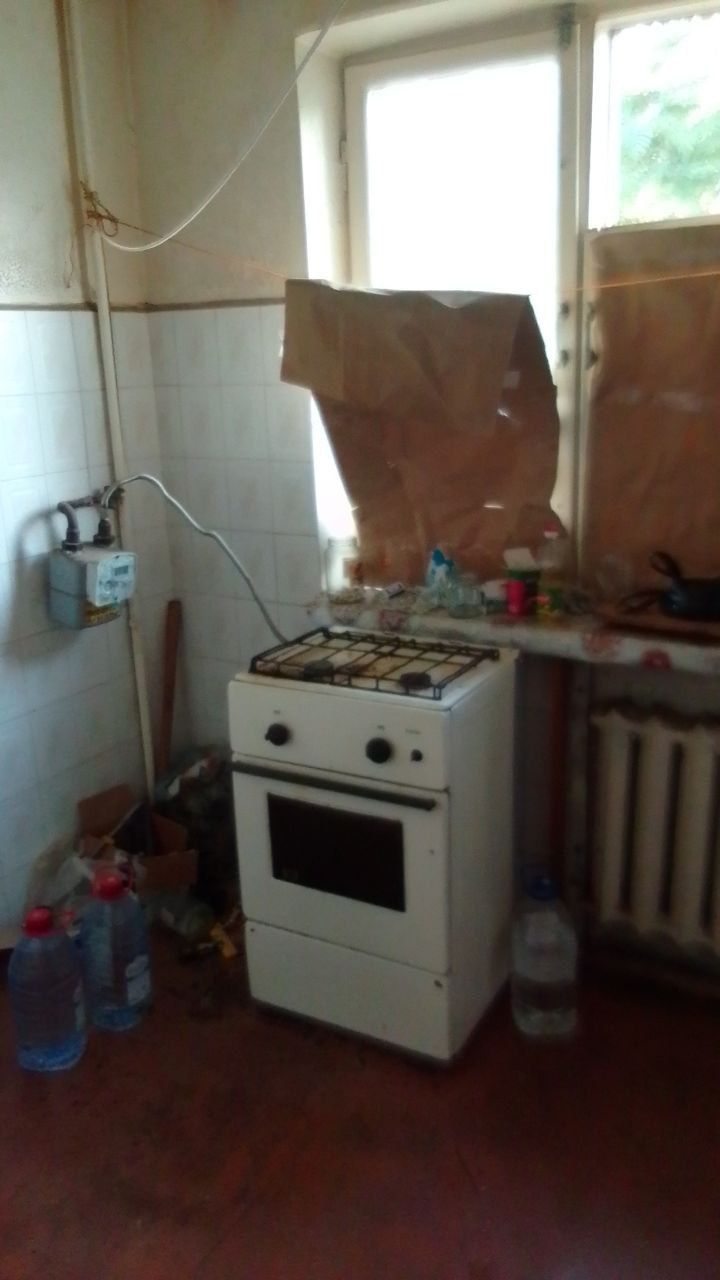 Срочно продаётся 1 комнатный квартира цена 32000 $