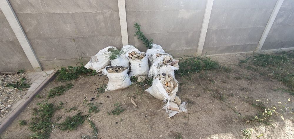 Debarasez ridic moloz