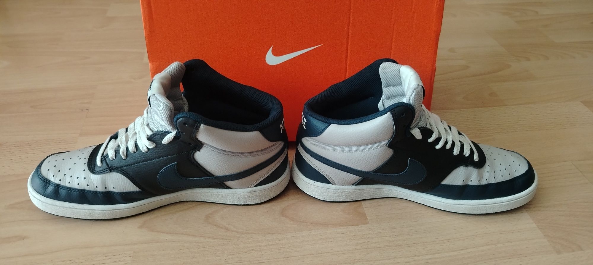 Маратонки Nike 43 номер