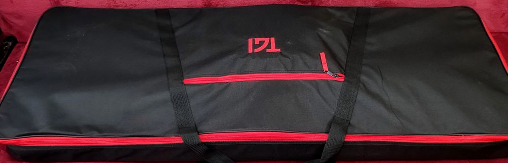 Vând sau schimb korg pa4x 76 clape cu Korg pa5x plus diferența
