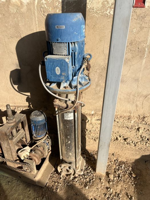 Насос вертикальный