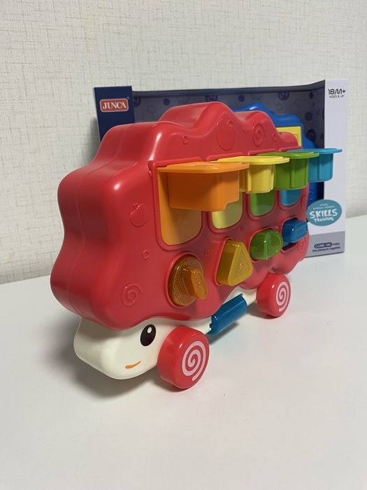 Занимателно таралежче - POP UP играчка, изскачащи животни