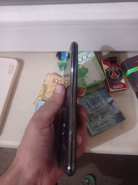 Два Айфона Apple xs msx +apple x