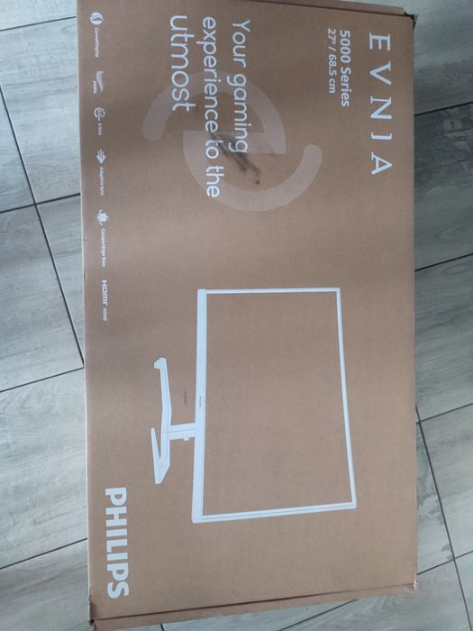 Monitor LED Gaming Curbat 27 inch - ecran fisurat