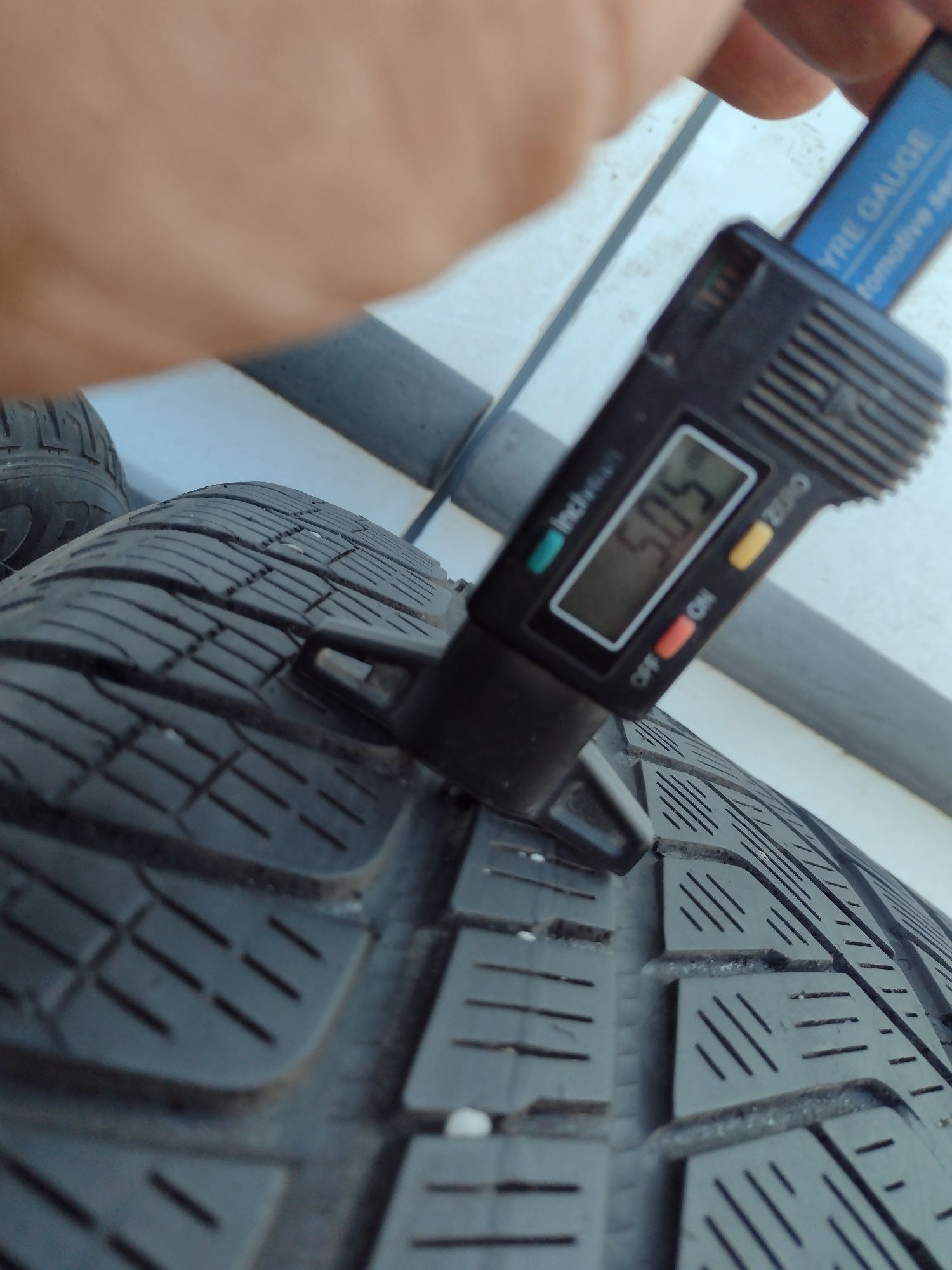 Pirelli Sotto Zero 3. 2бр.315/35/20 дот4417 RSC