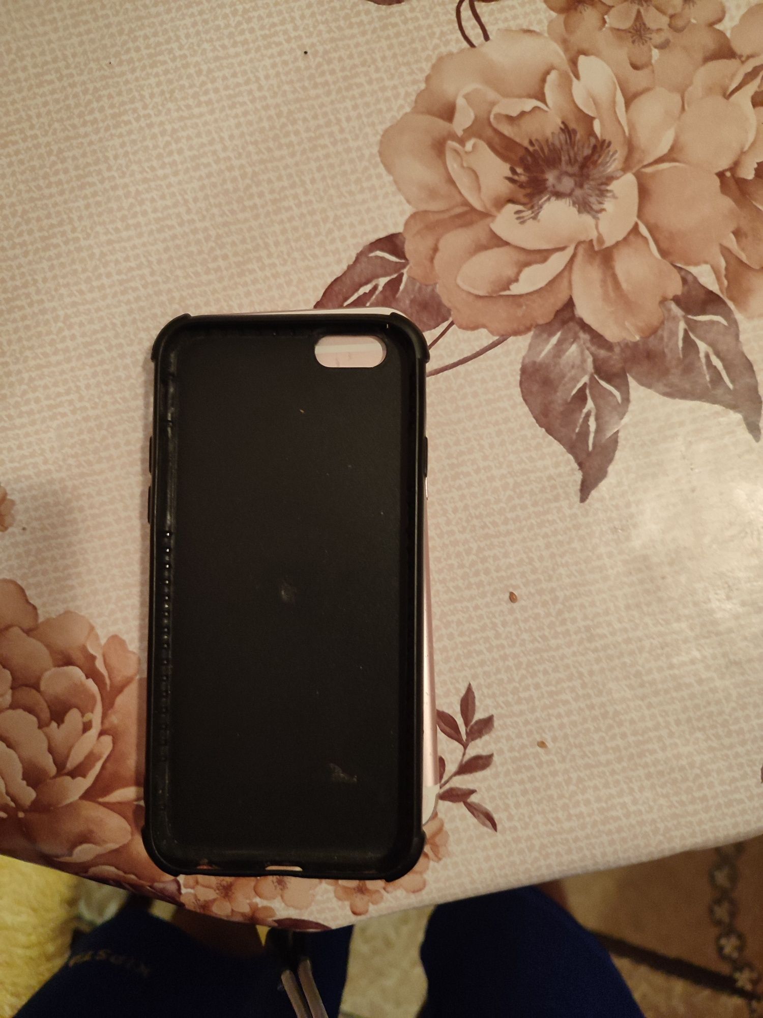 Iphone 6s със заключено ид