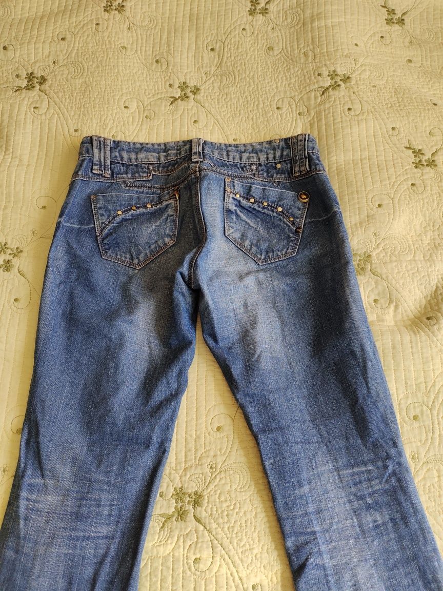 Продам, джинсы недорого