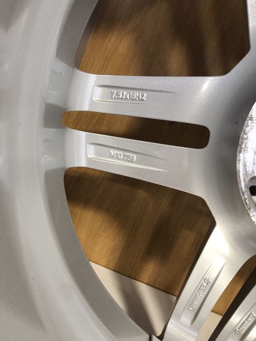 Jante aliaj Mercedes R 18