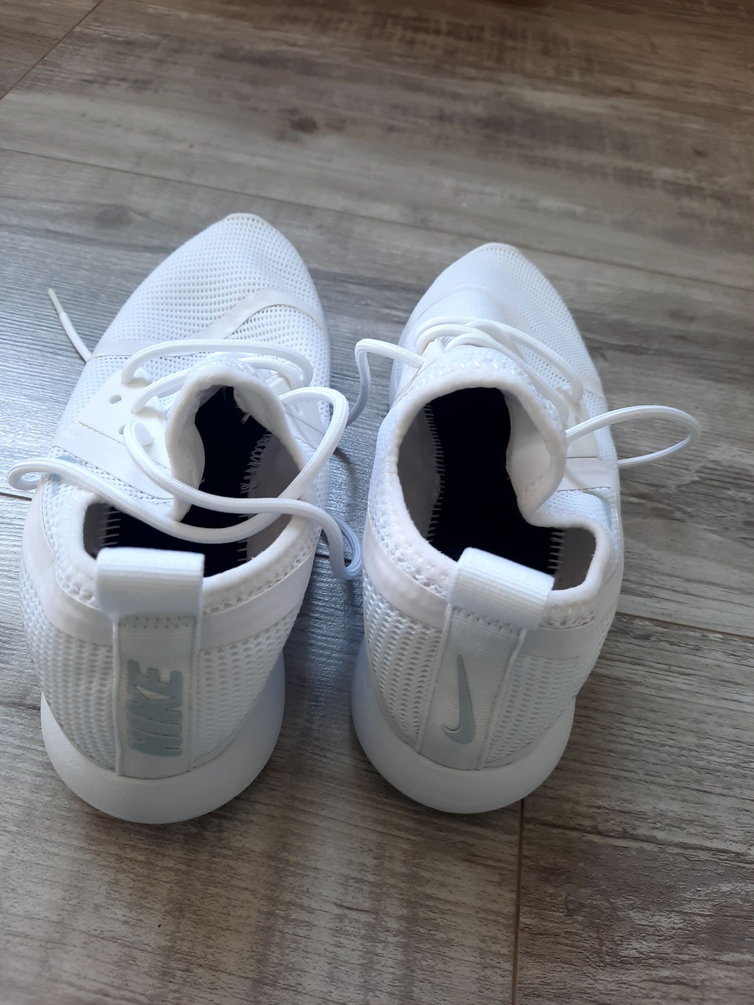 Спортни обувки Nike - номер 40