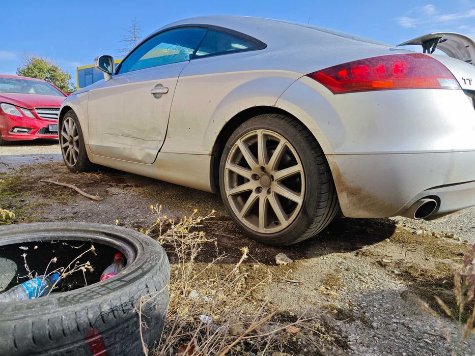 На части Audi TT 3.2 Бензин Автомат S-line кожа джанти