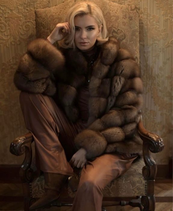 Луксозно Дълго Палто от Норка, купено за 4200лв, продава се за 2400лв