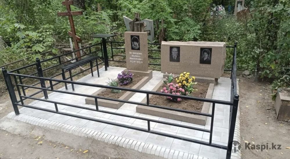 Памятники и благоустроиства могил