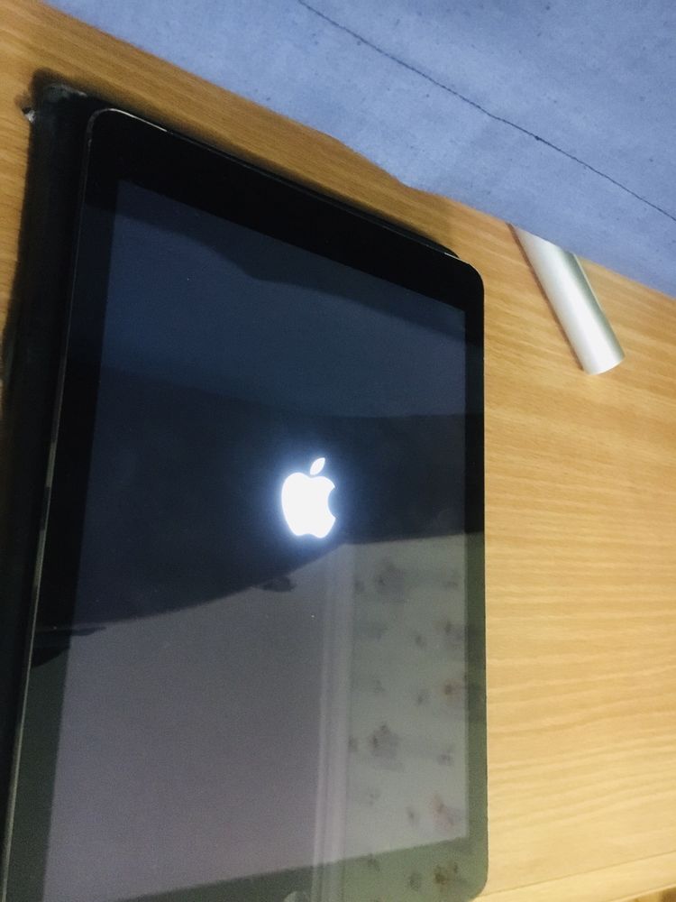 APPLE iPad Air (LLA Американская сборка)