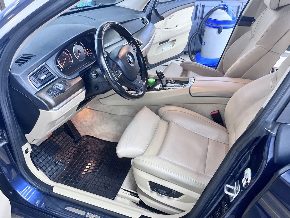 Vand BMW 530 GT xdrive Schimb doar cu Toyota Hilux