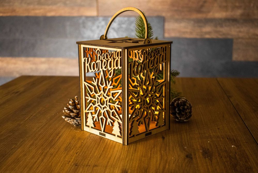 Светещи коледни фенери (различни варианти) - прекрасен коледен подарък