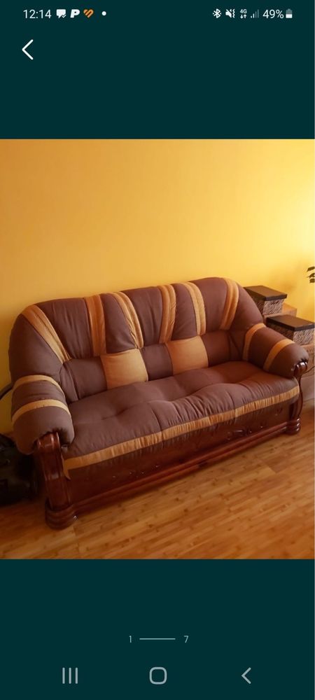 Vand set canapea si 2 fotolii, lemn masiv, culoare maro.