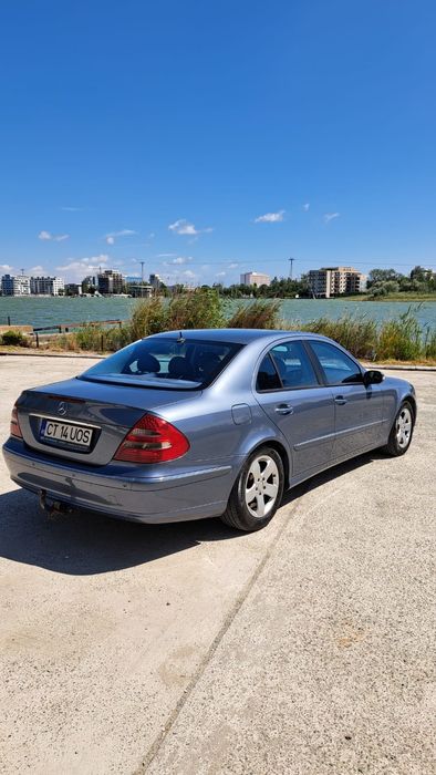 Mercedes E 220 W 211