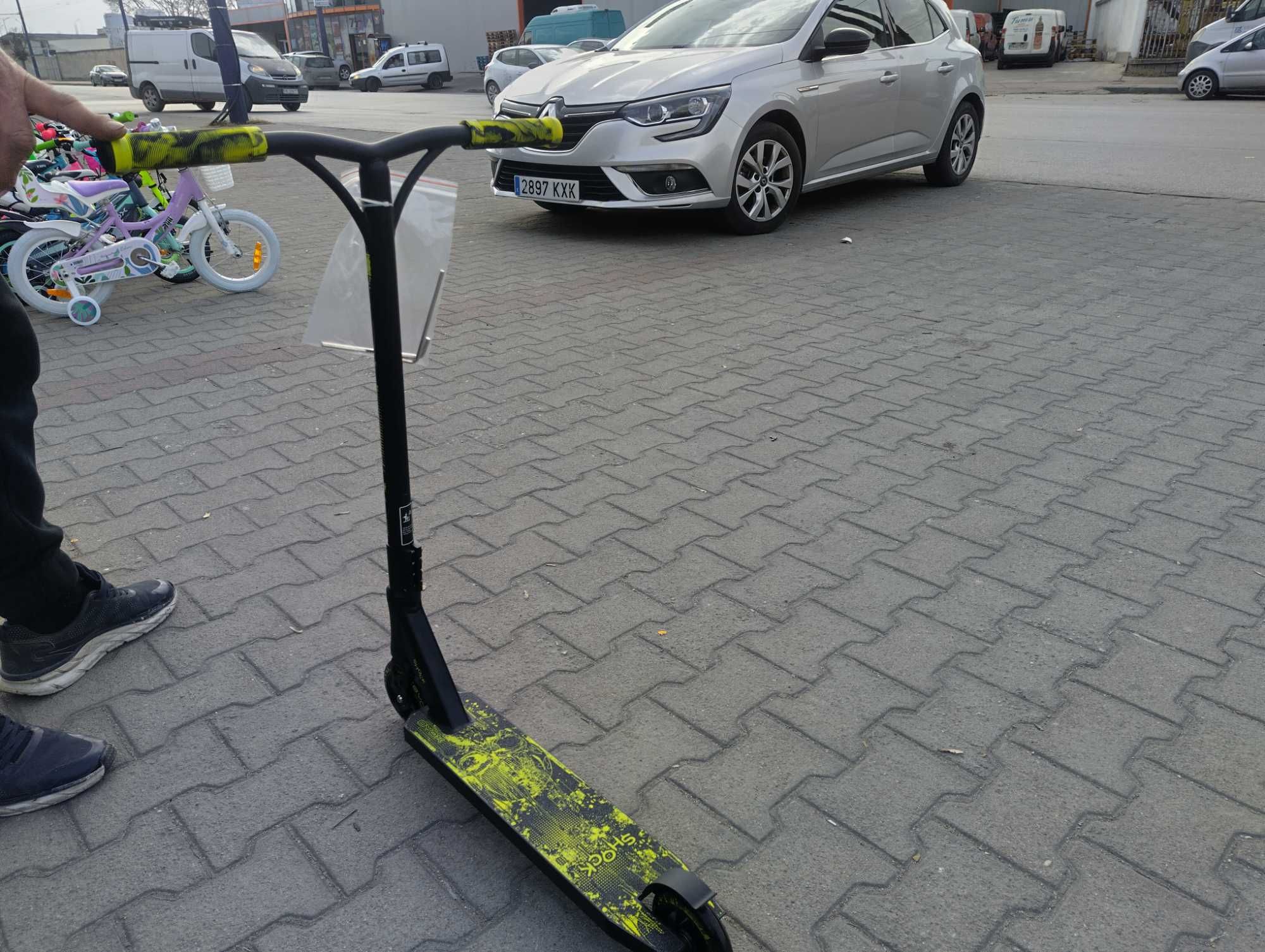 BYOX Детска тротинетка stunt SHOCK жълт