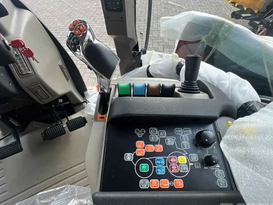 Кабина Case MAXXUM / PUMA